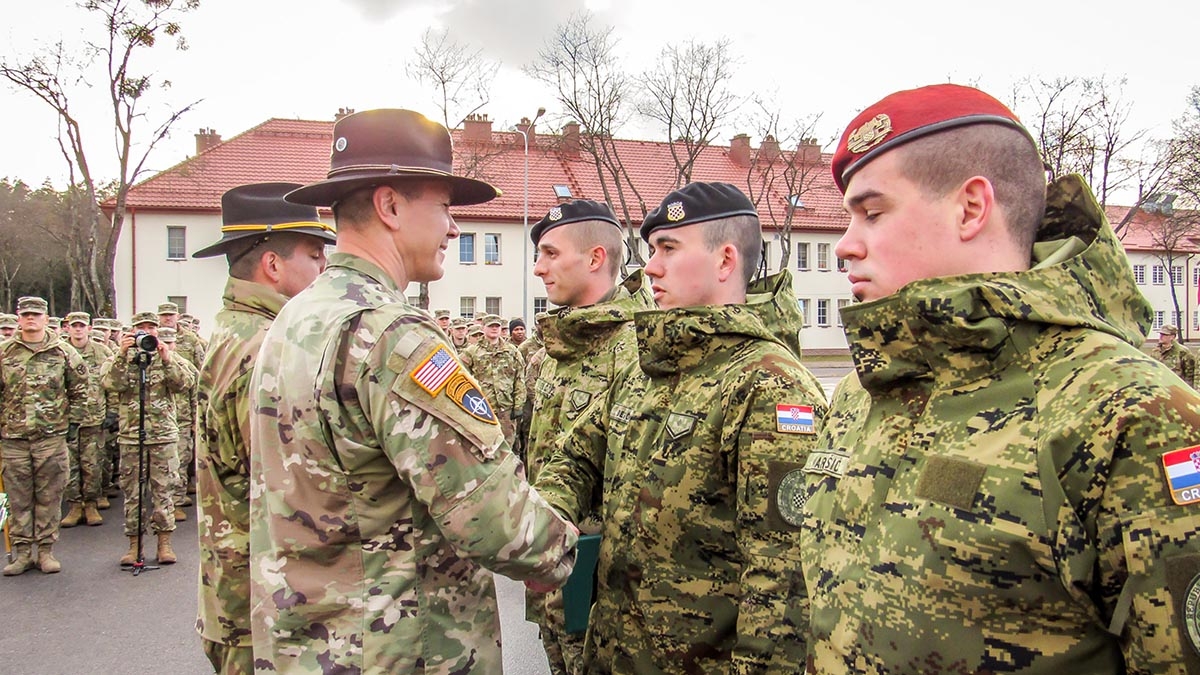https://www.morh.hr/wp-content/gallery/u-poljskoj-nagradeni-pripadnici-hrvatske-vojske/poljska_nagrade_15032019_04.jpg