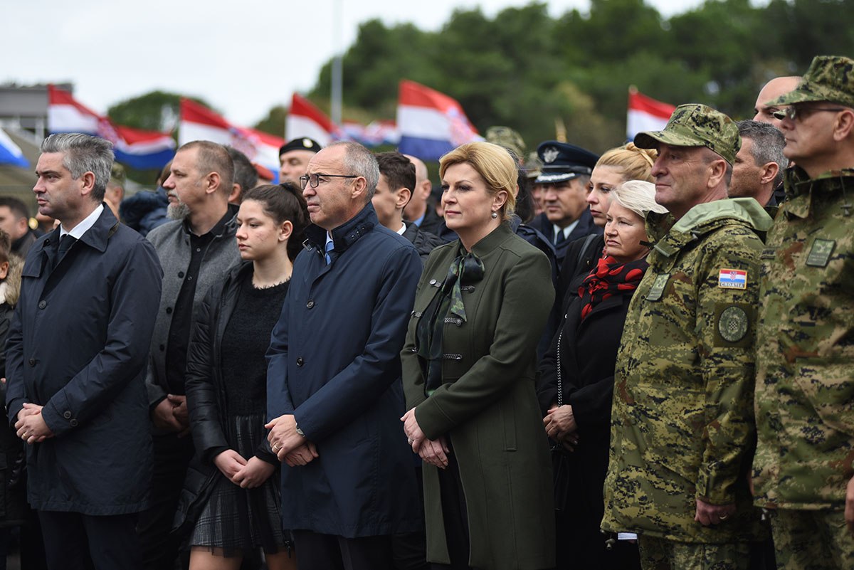 https://www.morh.hr/wp-content/gallery/u-puli-svecano-otvorena-vojarna-hrvatski-branitelji-istre/vojarna_pula_15112019_03.jpg