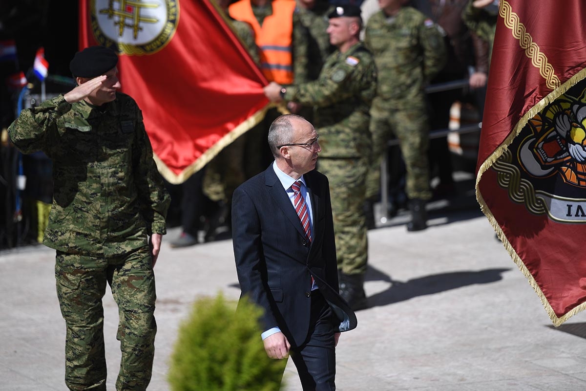 https://www.morh.hr/wp-content/gallery/u-sinju-svecano-obiljezena-12-obljetnica-gardijske-mehanizirane-brigade/gardijska_mehanizirana_brigada_sinj_010419_11.jpg