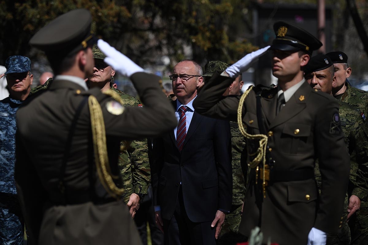 https://www.morh.hr/wp-content/gallery/u-sinju-svecano-obiljezena-12-obljetnica-gardijske-mehanizirane-brigade/gardijska_mehanizirana_brigada_sinj_010419_27.jpg