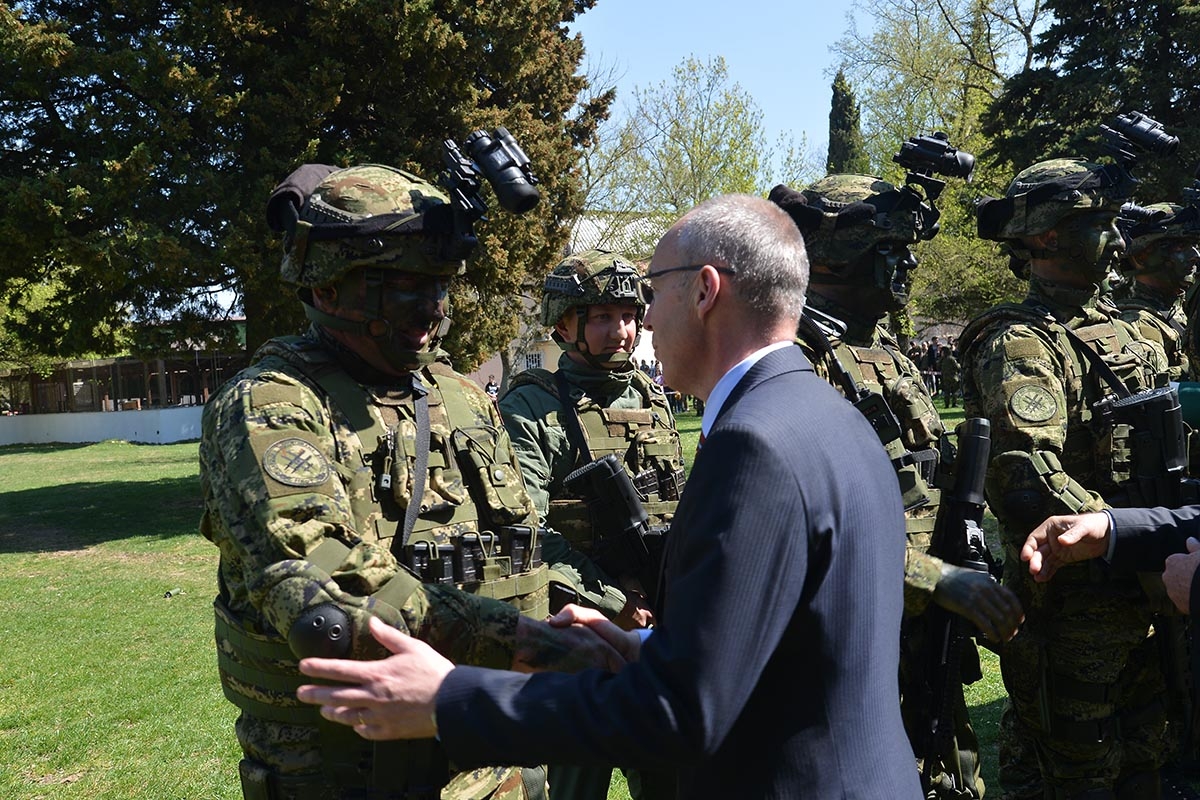 https://www.morh.hr/wp-content/gallery/u-sinju-svecano-obiljezena-12-obljetnica-gardijske-mehanizirane-brigade/gardijska_mehanizirana_brigada_sinj_010419_57.jpg