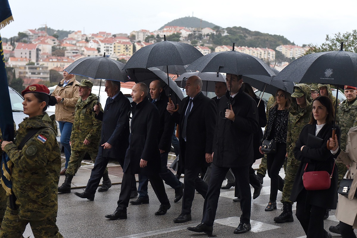 https://www.morh.hr/wp-content/gallery/ulica-u-dubrovniku-dobila-je-ime-u-cast-generalu-janku-bobetku/dubrovnik_mimohd_20191206_06.jpg
