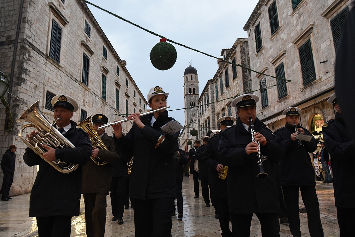 https://www.morh.hr/wp-content/gallery/ulica-u-dubrovniku-dobila-je-ime-u-cast-generalu-janku-bobetku/dubrovnik_mimohd_20191206_14.jpg