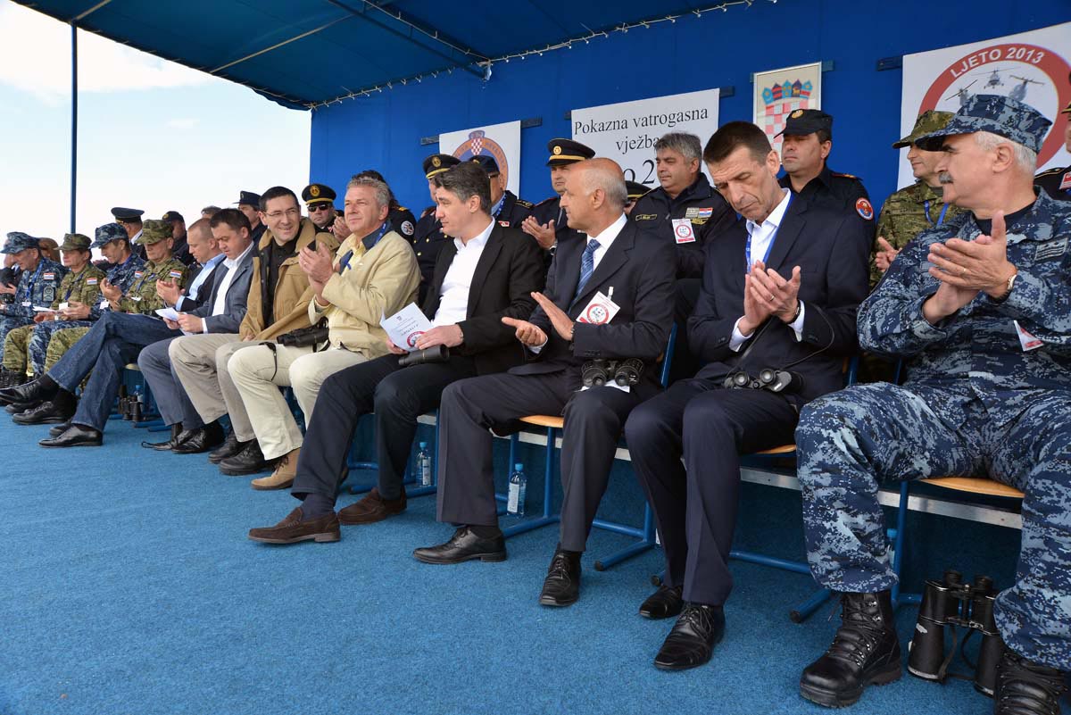 https://www.morh.hr/wp-content/gallery/vatrogasna-vjeba-spremnost-za-protupoarnu-sezonu-ljeto-2013/ljeto_13_13052013_02.jpg