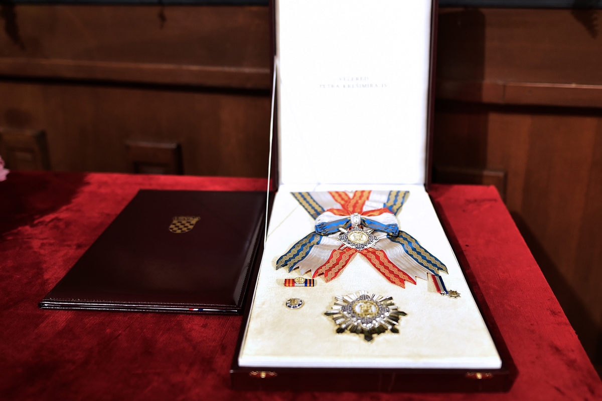 https://www.morh.hr/wp-content/gallery/vicedmiral-robert-hranj-novi-nacelnik-glavnog-stozera-oruzanih-snaga/20200303-primopredaja-ngs-06.jpg