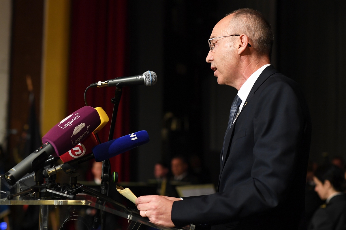 https://www.morh.hr/wp-content/gallery/vicedmiral-robert-hranj-novi-nacelnik-glavnog-stozera-oruzanih-snaga/20200303-primopredaja-ngs-14.jpg