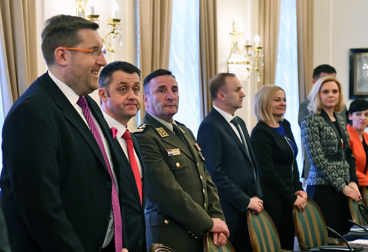 https://www.morh.hr/wp-content/gallery/vijece-za-obranu-dalo-preporuku-za-vba/vzo_27032018_04.jpg