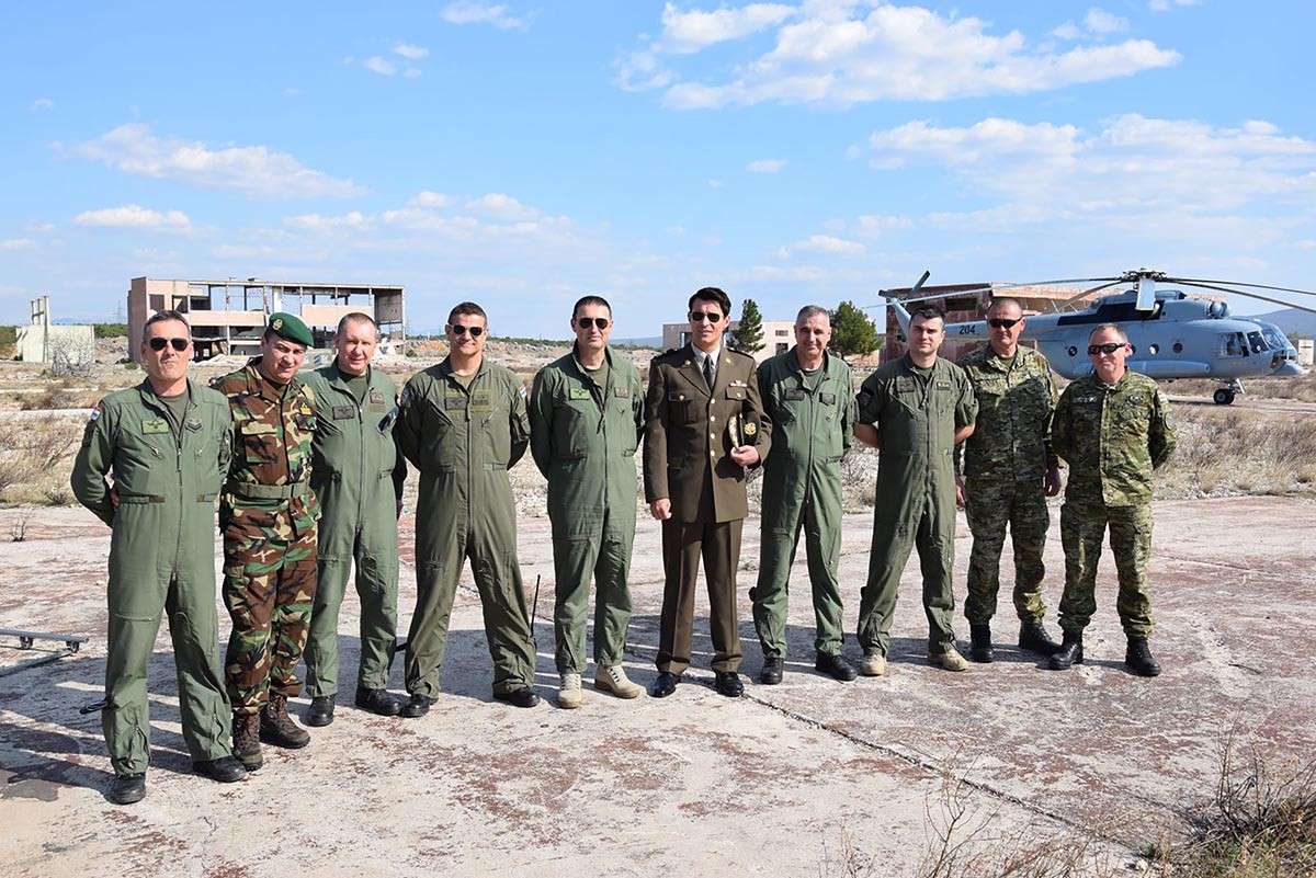 https://www.morh.hr/wp-content/gallery/visnjic-zahvalio-hv-u-na-potpori-snimanja-filma-general/visnjic_hrz_12072019_04.jpg