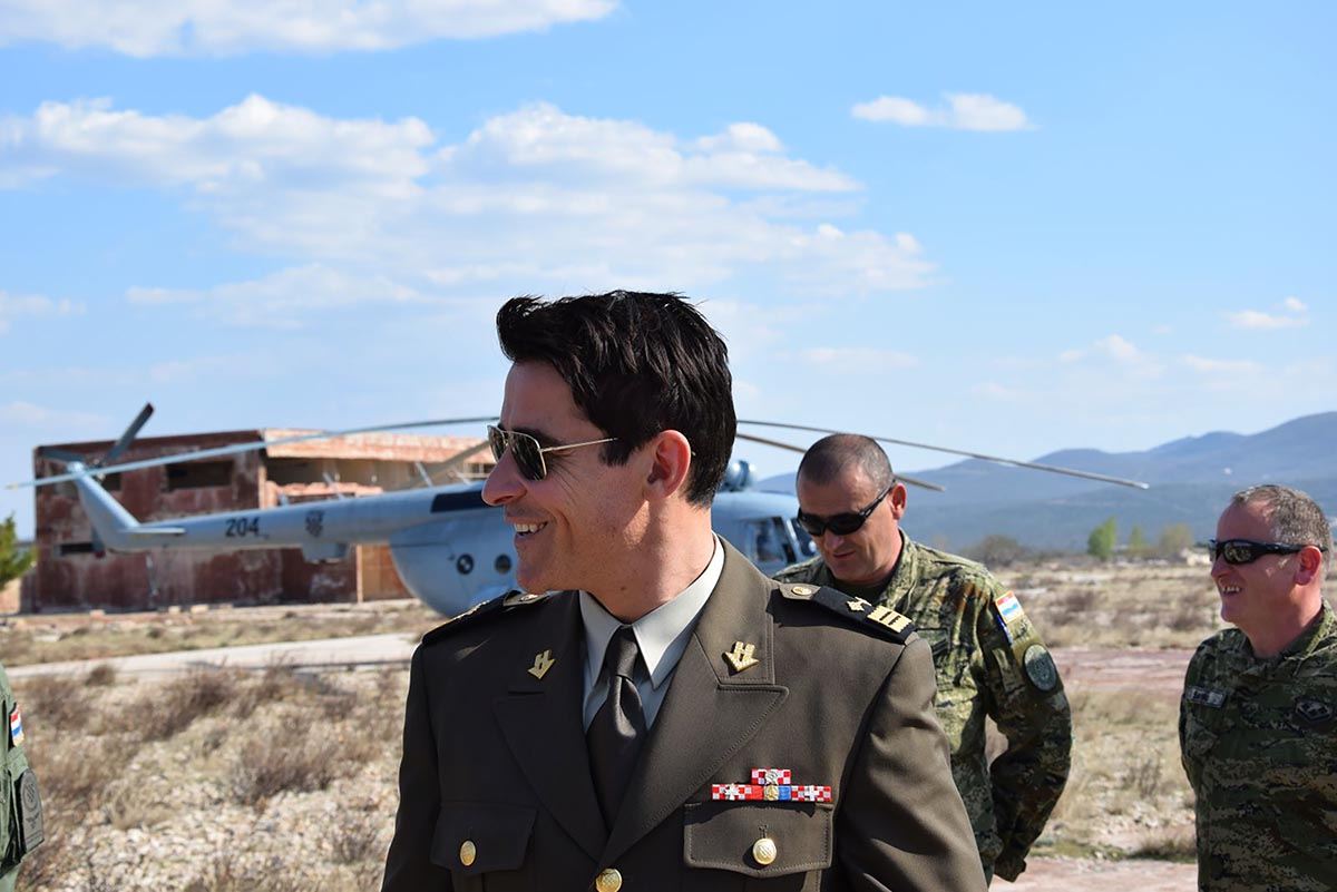 https://www.morh.hr/wp-content/gallery/visnjic-zahvalio-hv-u-na-potpori-snimanja-filma-general/visnjic_hrz_12072019_05.jpg