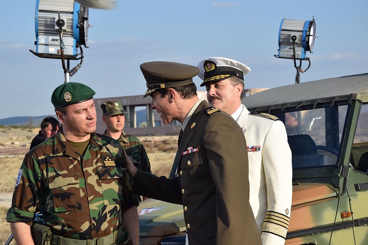 https://www.morh.hr/wp-content/gallery/visnjic-zahvalio-hv-u-na-potpori-snimanja-filma-general/visnjic_hrz_12072019_21.jpg