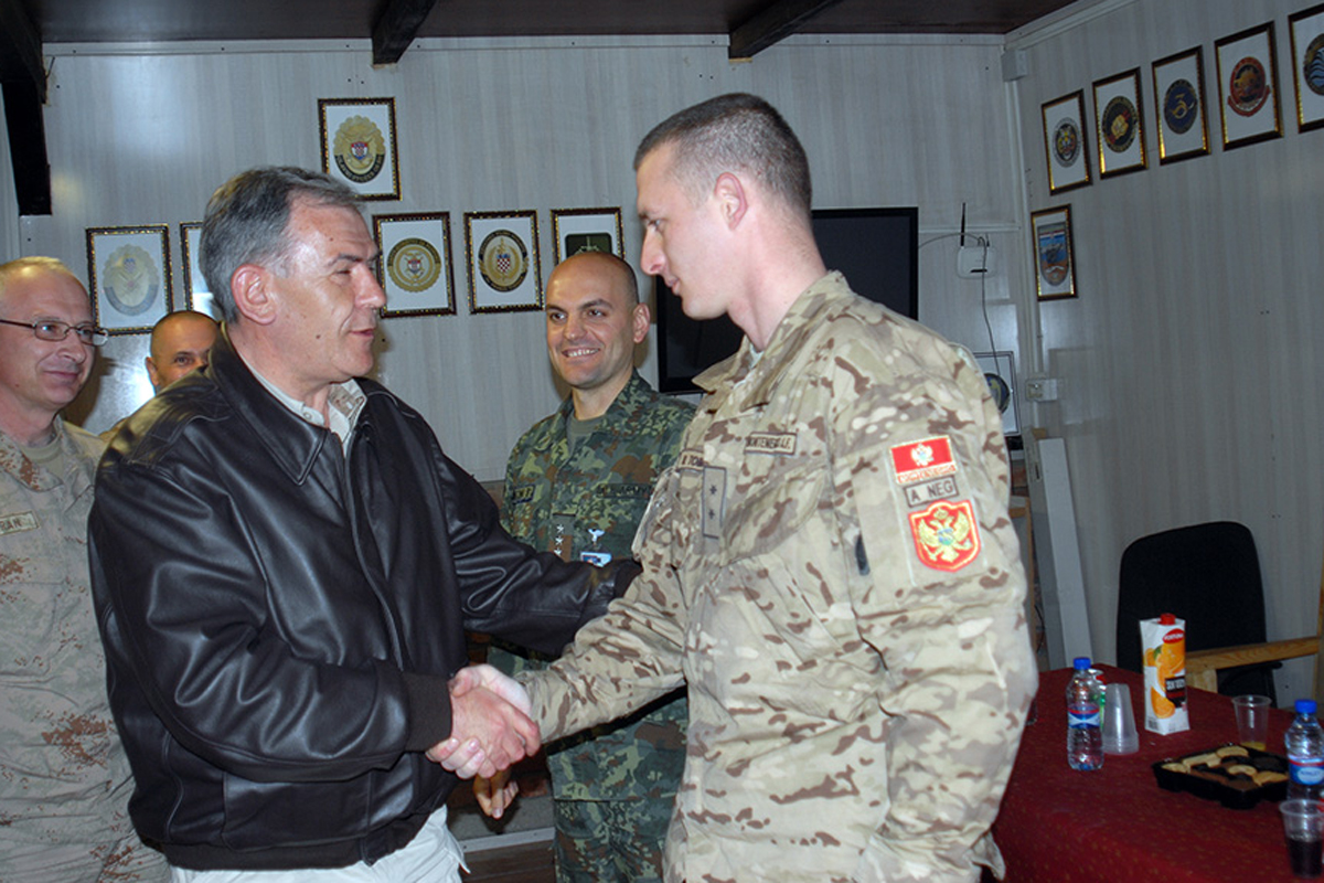 https://www.morh.hr/wp-content/gallery/vojni-biskup-jure-bogdan-nastavio-pastoralni-pohod-hrvcon-u/marmal_06042017_2.jpg