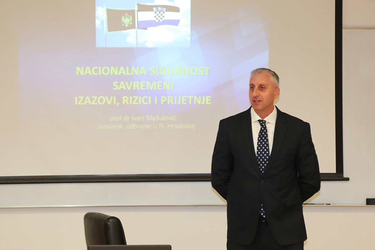 https://www.morh.hr/wp-content/gallery/vojni-izaslanik-crne-gore-u-rh-odrzao-predavanje-polaznicima-ratne-skole/20200219-ratna-skola-01.jpg