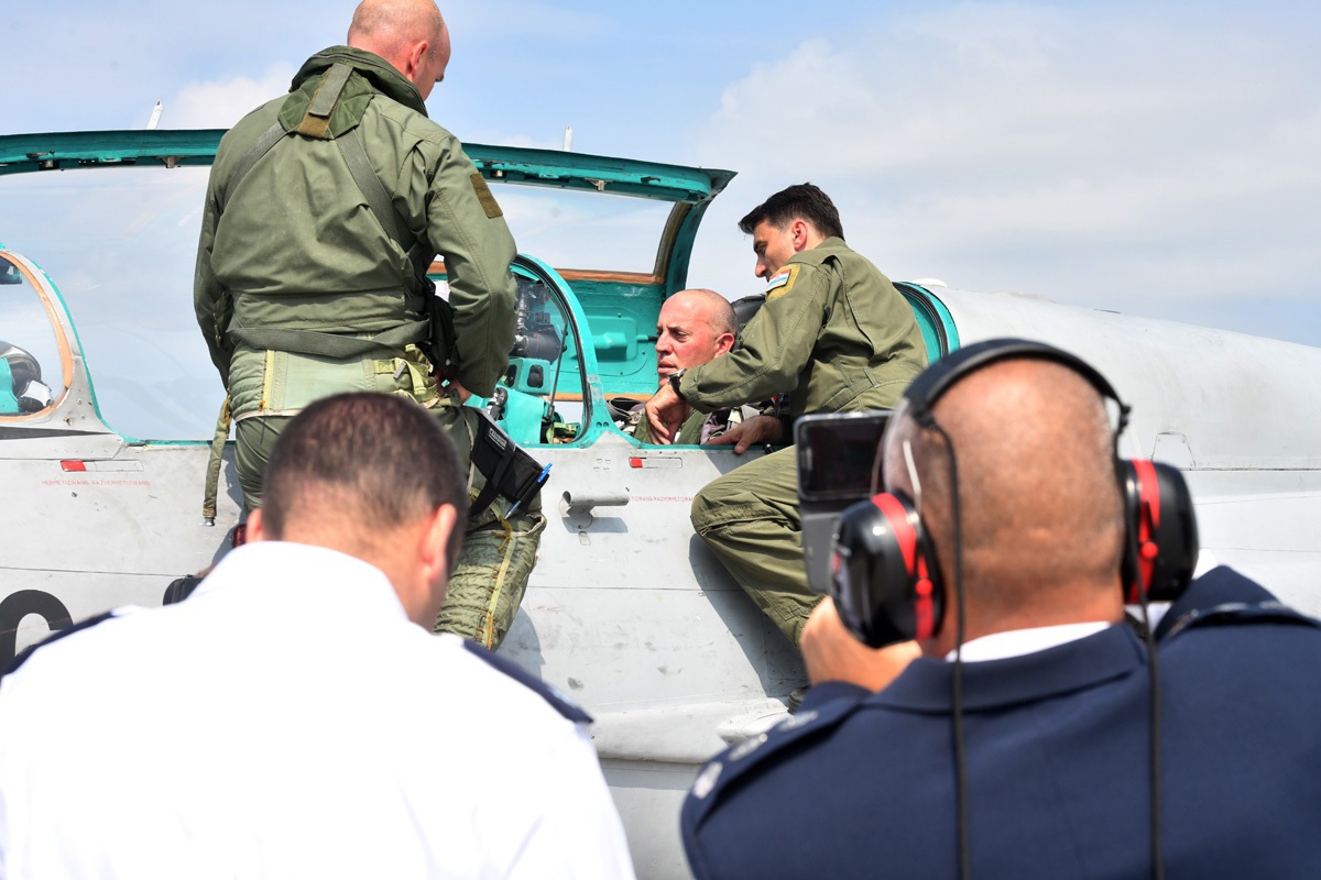 https://www.morh.hr/wp-content/gallery/zajednicki-let-hrvatskog-i-izraelskog-pilota-na-avionu-mig-21/let_hrvatski_izraelski_pilot_03082018_03.jpg