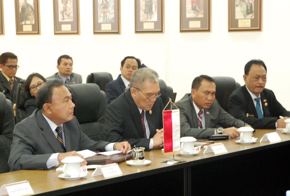 https://www.morh.hr/wp-content/gallery/zamjenica-ministra-obrane-s-indonezijskim-izaslanstvom/tafra_01092014_03.jpg