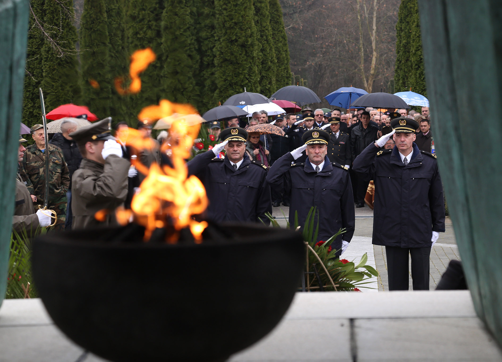 https://www.morh.hr/wp-content/gallery/zamjenik-ministra-na-obiljezavanju-dana-hrvatskih-branitelja-vukovara/vukovar_10032016_04.jpg