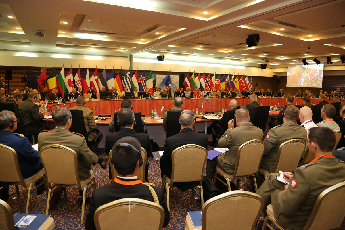 https://www.morh.hr/wp-content/gallery/zapocela-konferencije-vojnog-odbora-nato-a-u-splitu/sbgs7023.jpg