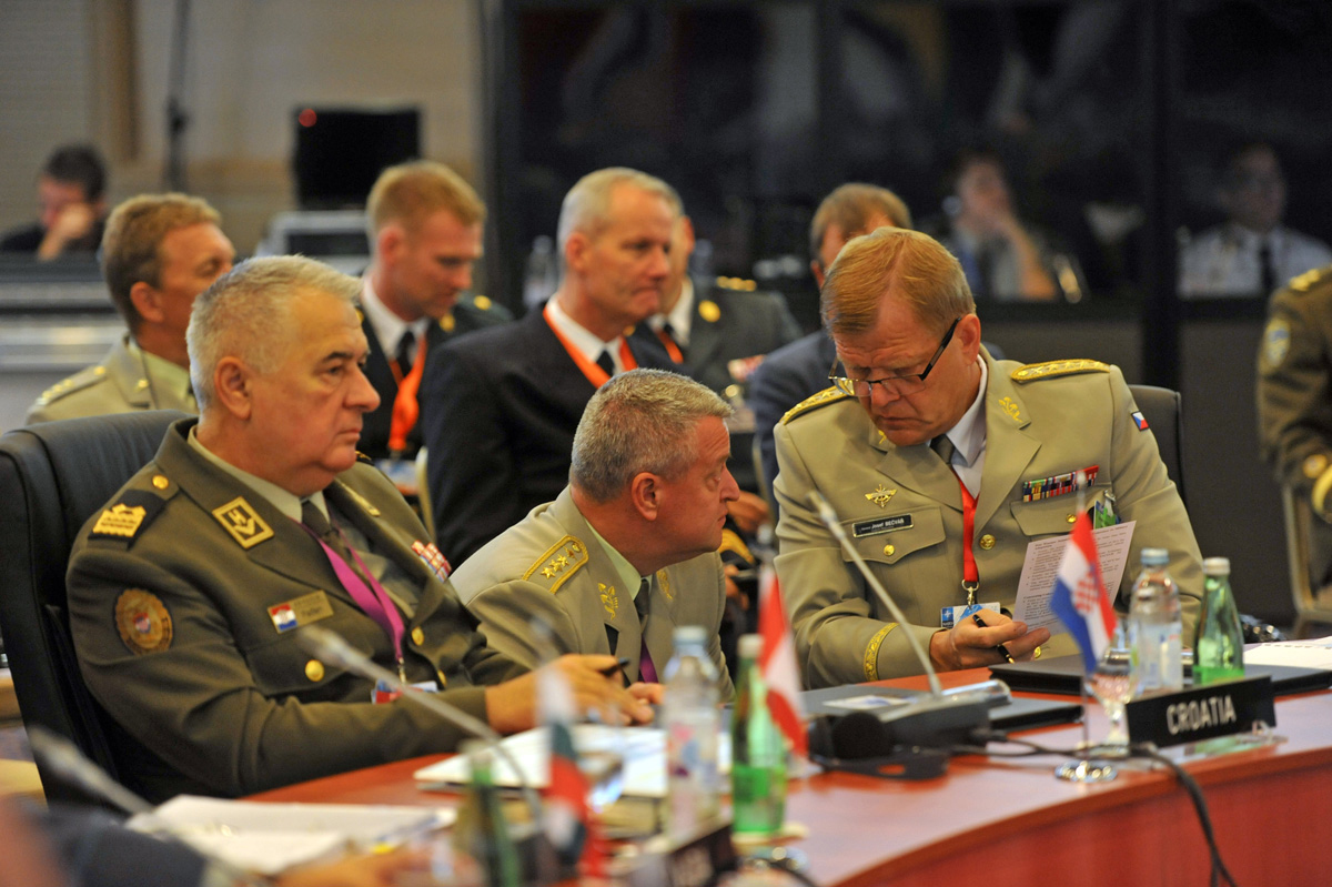 https://www.morh.hr/wp-content/gallery/zapocela-konferencije-vojnog-odbora-nato-a-u-splitu/wil_5128.jpg
