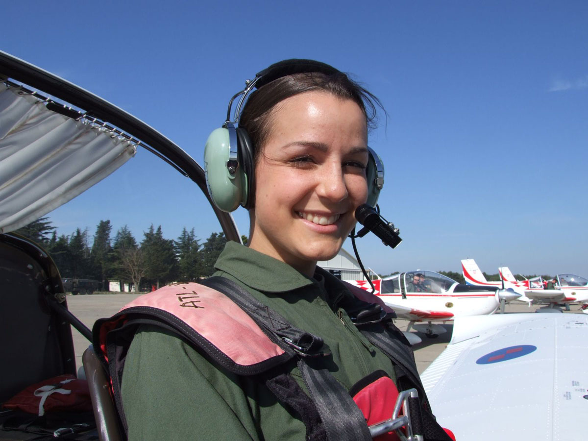 https://www.morh.hr/wp-content/gallery/zapocela-letacka-obuka-22-narastaja-vojnih-pilota/piloti_31032016_02.jpg