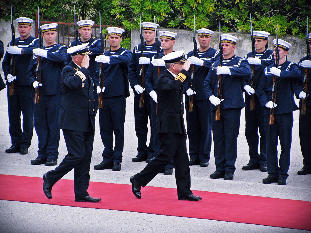 https://www.morh.hr/wp-content/gallery/zapovjednik-marcom-a-u-posjetu-hrm-u-i-splitu/marcom_28092017_02.jpg
