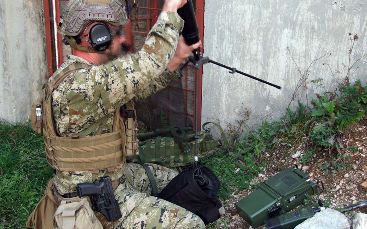 https://www.morh.hr/wp-content/gallery/zapovjednistvo-specijalnih-snaga-provelo-vjezbu-odlucan-odgovor-19/zss_odlucan_ogovor_19_190719_04.jpg