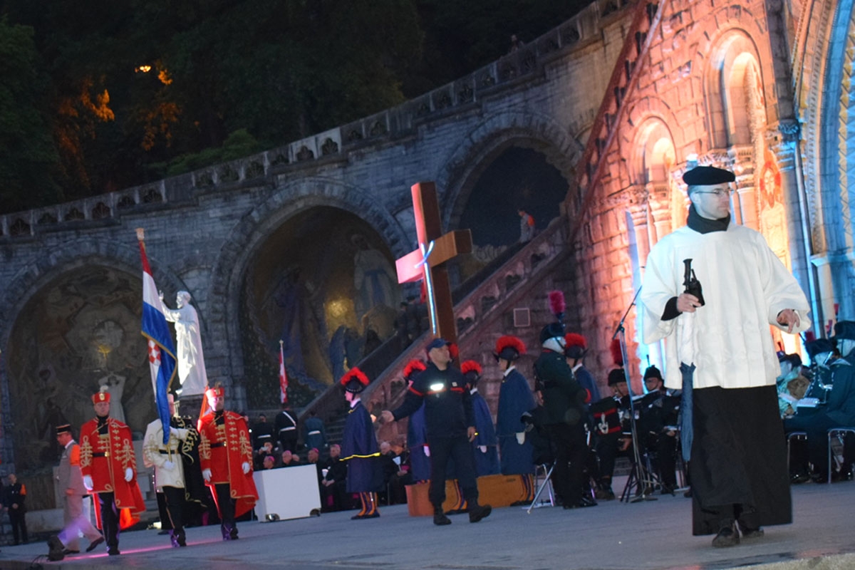 https://www.morh.hr/wp-content/gallery/zatvoreno-61-medunarodno-hodocasce-u-lourdesu/hodocasce_lordes_18052019_11.jpg