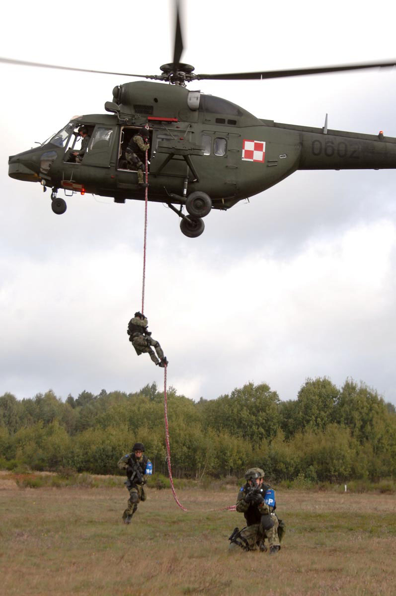 https://www.morh.hr/wp-content/gallery/zavretak-meunarodne-vjebe-sharp-lynx-12/sharp_24092012_01.jpg