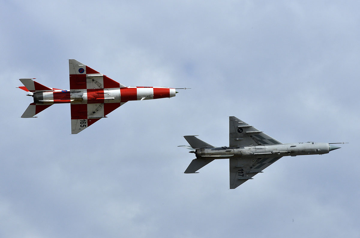 https://www.morh.hr/wp-content/gallery/zavrsen-ciklus-uvjezbavanja-avionima-mig-21-na-podrucju-zadra/migovi_obuka_28102016_14.jpg