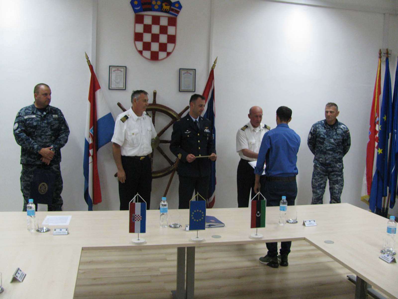 https://www.morh.hr/wp-content/gallery/zavrsena-obuka-pripadnika-libijske-ratne-mornarice-i-obalne-straze/obuka_pripadnika_libijske_ratne_mornarice01011980_02.jpg