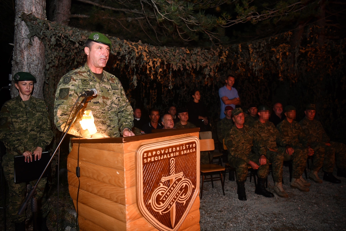 https://www.morh.hr/wp-content/gallery/zavrsena-temeljna-obuka-za-specijalna-djelovanja-zss/commando_prisega_02082018_09.jpg