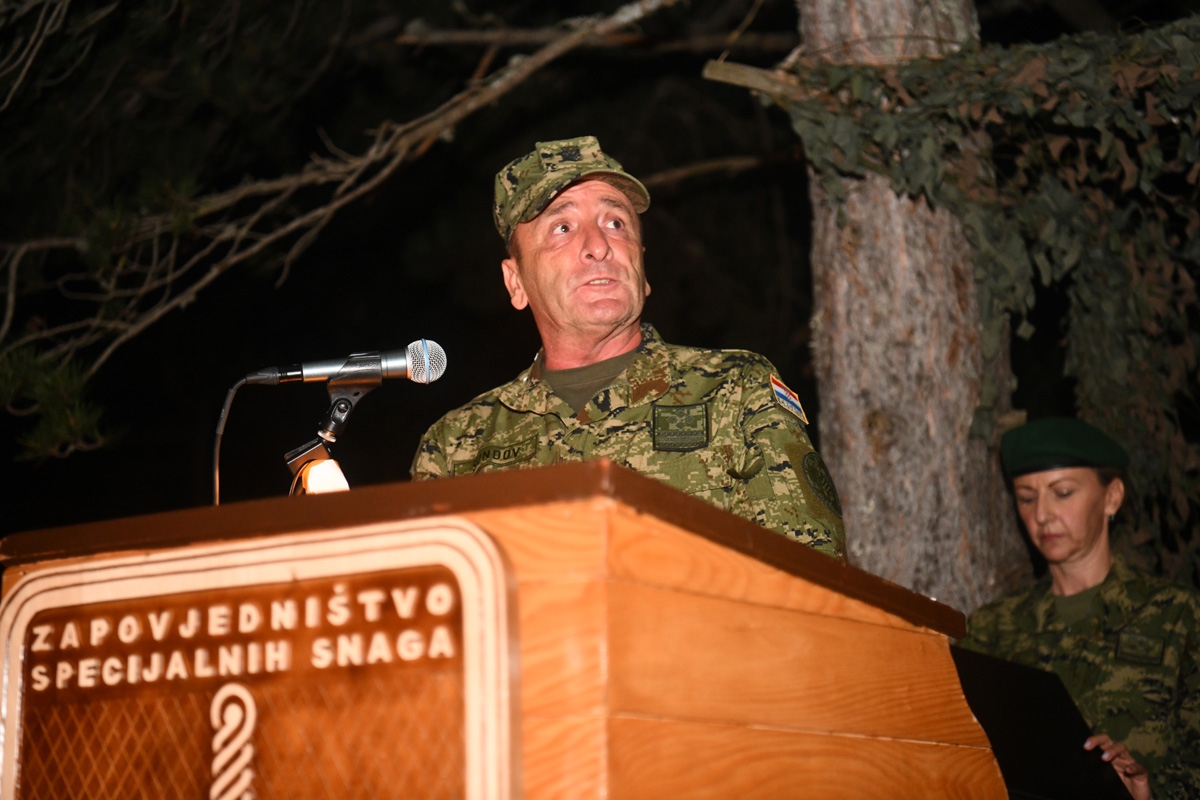 https://www.morh.hr/wp-content/gallery/zavrsena-temeljna-obuka-za-specijalna-djelovanja-zss/commando_prisega_02082018_12.jpg