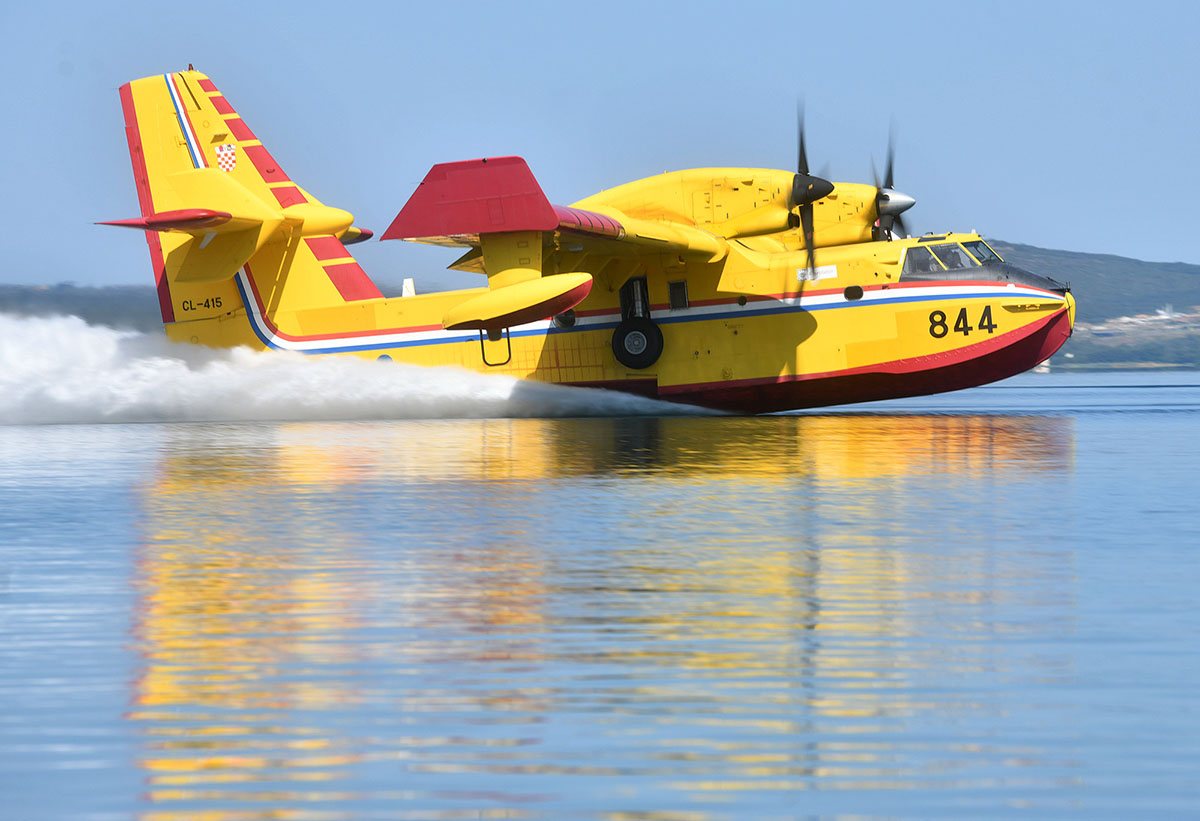 https://www.morh.hr/wp-content/gallery/zracne-snage-utrenirane-i-spremne-za-pp-sezonu-2019/pp_sezona_novigrad_21062019_10.jpg