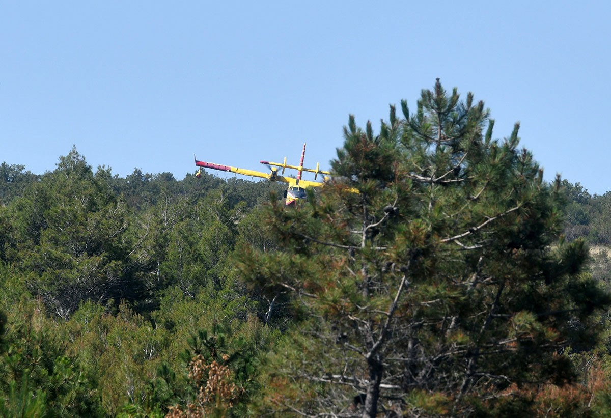 https://www.morh.hr/wp-content/gallery/zracne-snage-utrenirane-i-spremne-za-pp-sezonu-2019/pp_sezona_novigrad_21062019_25.jpg