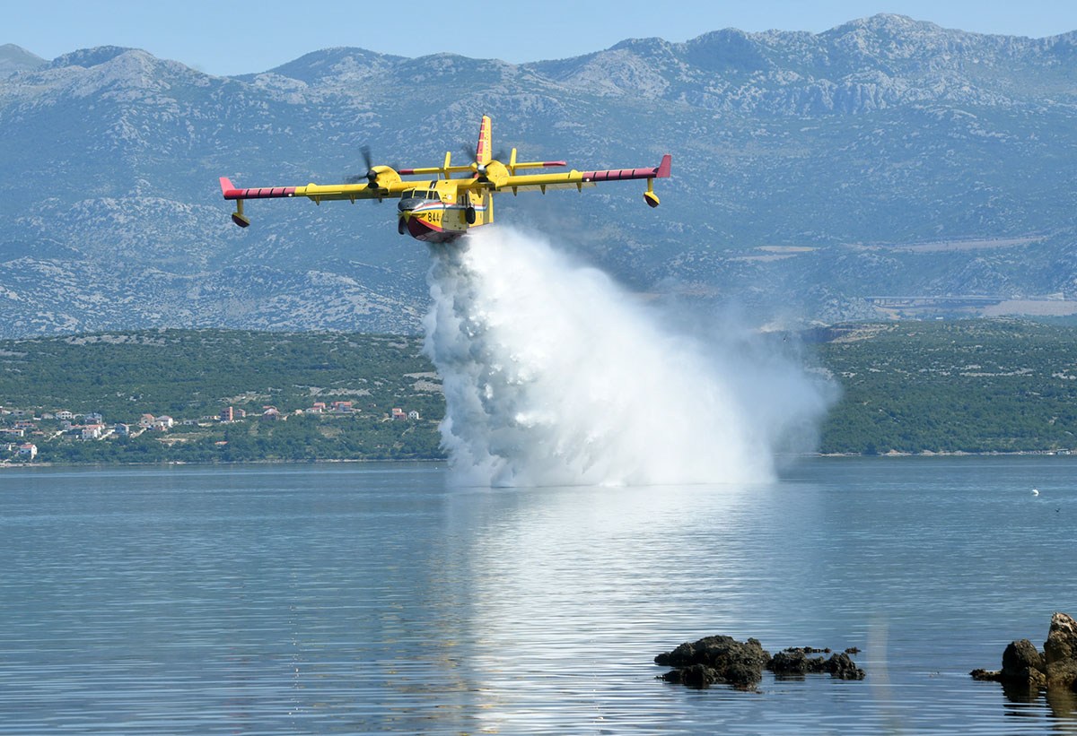 https://www.morh.hr/wp-content/gallery/zracne-snage-utrenirane-i-spremne-za-pp-sezonu-2019/pp_sezona_novigrad_21062019_26.jpg