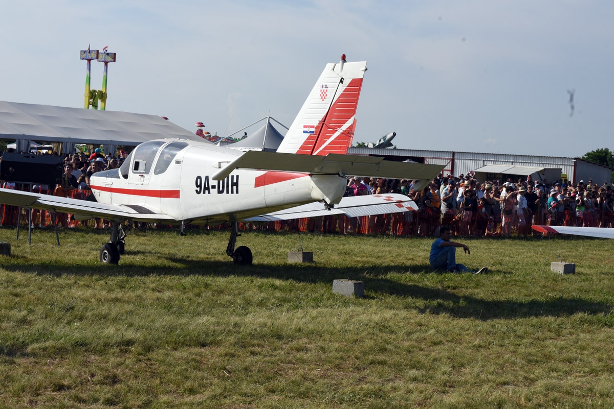 https://www.morh.hr/wp-content/gallery/zrakoplovi-hrz-a-dio-spektakla-u-sklopu-airshowa-cakovec/cakovec_airshow_10062018_19.jpg