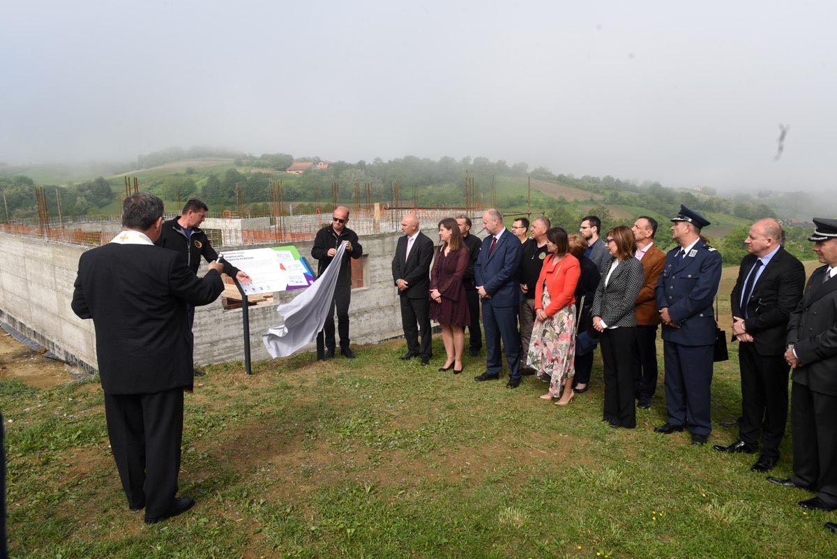 https://www.morh.hr/wp-content/gallery/zrakoplovi-hrz-a-na-xxi-rudijevim-susretima-u-gornjoj-stubici/rudi_13052018_02.jpg