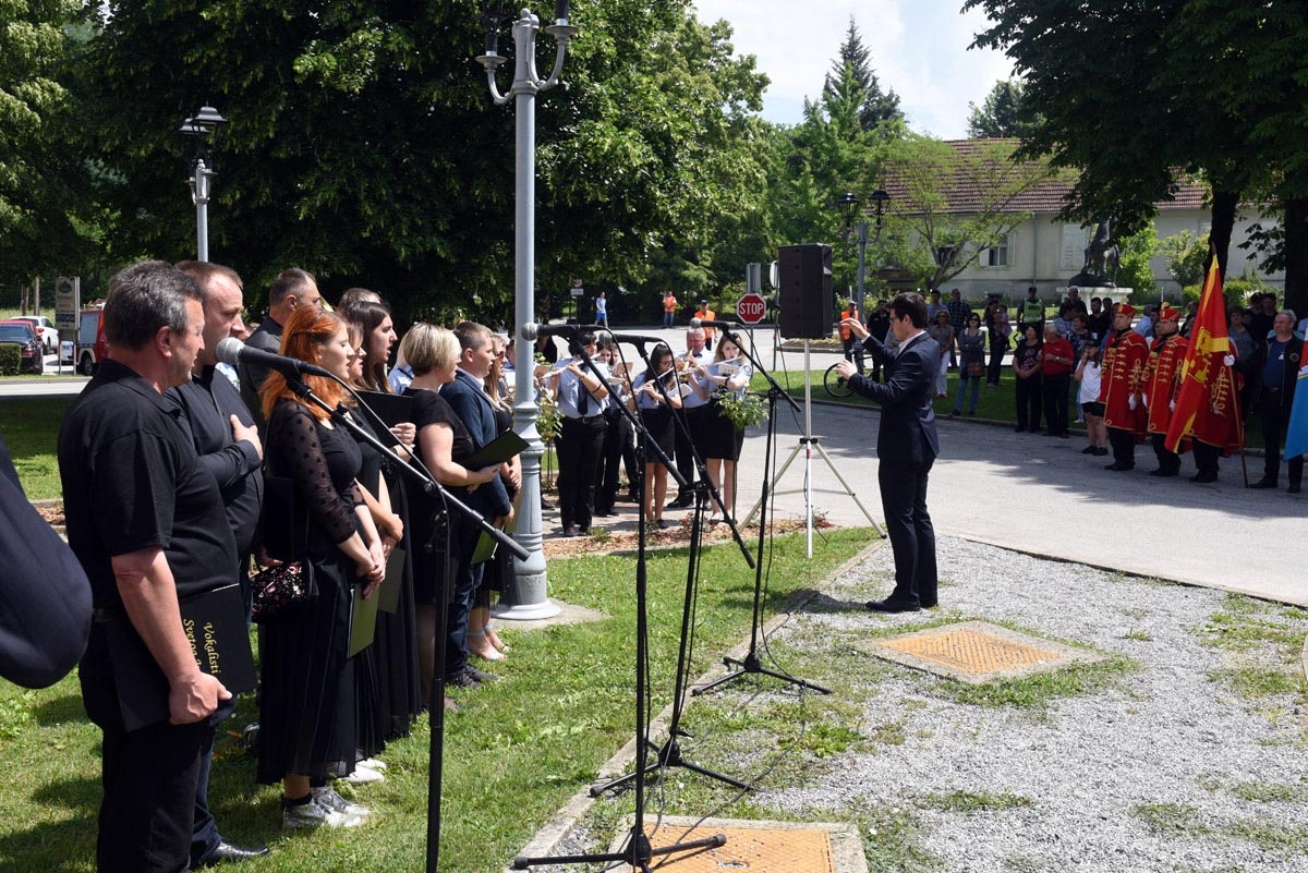 https://www.morh.hr/wp-content/gallery/zrakoplovi-hrz-a-na-xxi-rudijevim-susretima-u-gornjoj-stubici/rudi_13052018_09.jpg