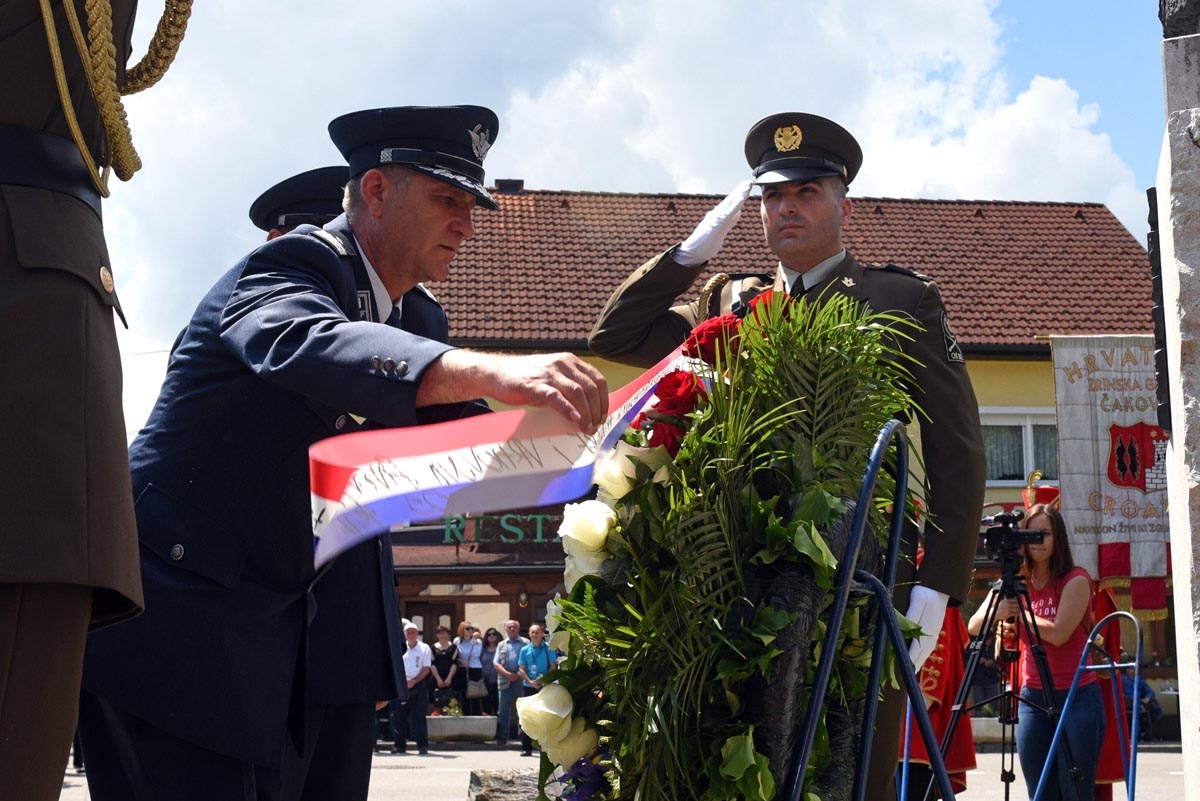 https://www.morh.hr/wp-content/gallery/zrakoplovi-hrz-a-na-xxi-rudijevim-susretima-u-gornjoj-stubici/rudi_13052018_13.jpg