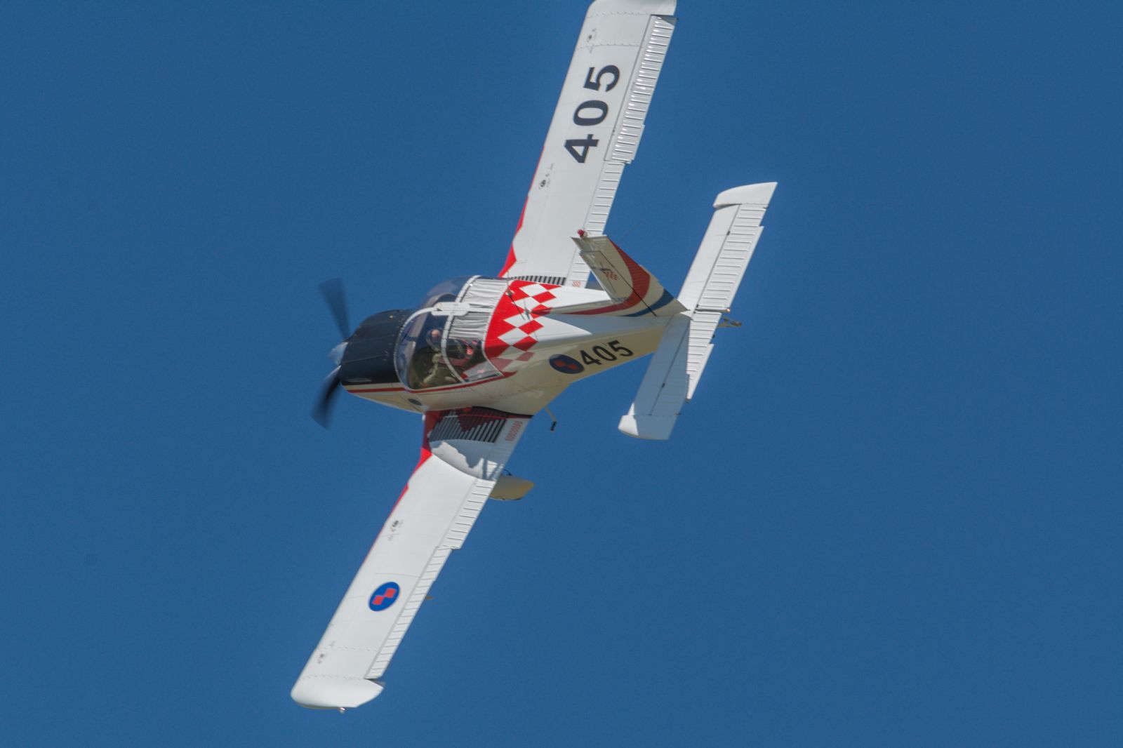 https://www.morh.hr/wp-content/gallery/zrakoplovi-hrz-i-pzo-a-na-air-show-sinj-2016/sinj_20082016_-15.jpg