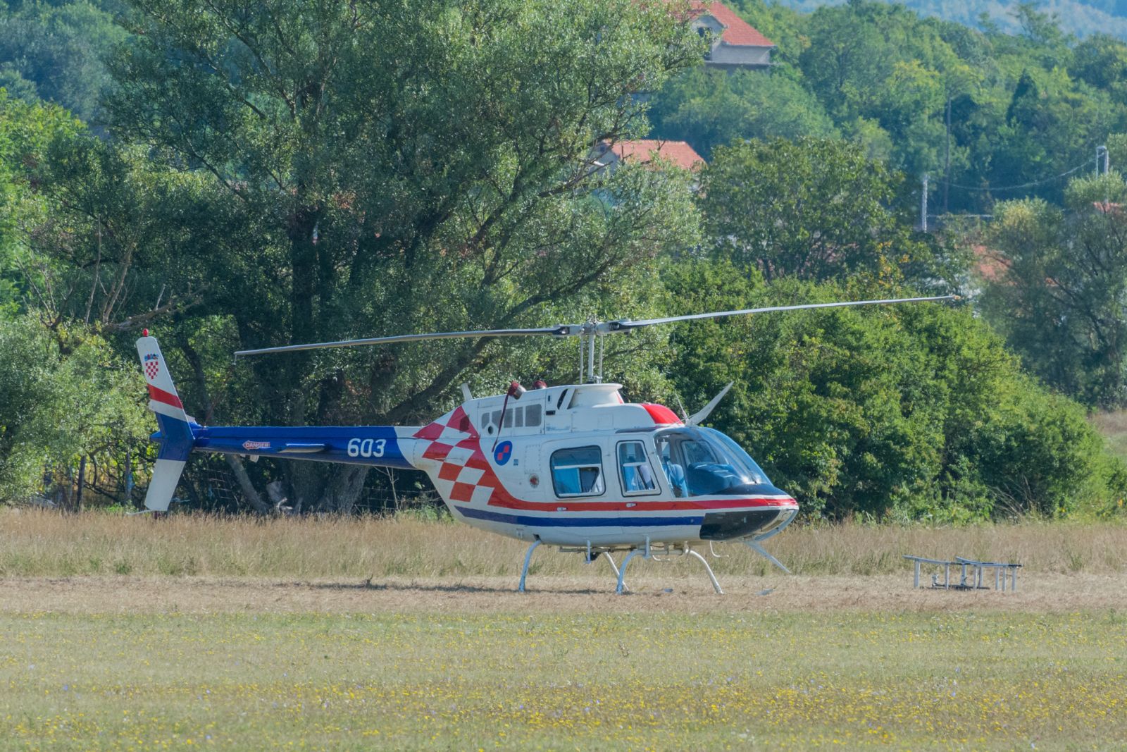 https://www.morh.hr/wp-content/gallery/zrakoplovi-hrz-i-pzo-a-na-air-show-sinj-2016/sinj_20082016_-9.jpg