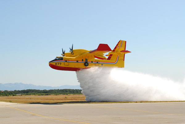 Slika https://www.morh.hr/wp-content/uploads/2009/06/cl-415.jpg