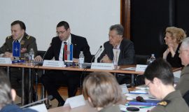 3_god_nato_03042012_03