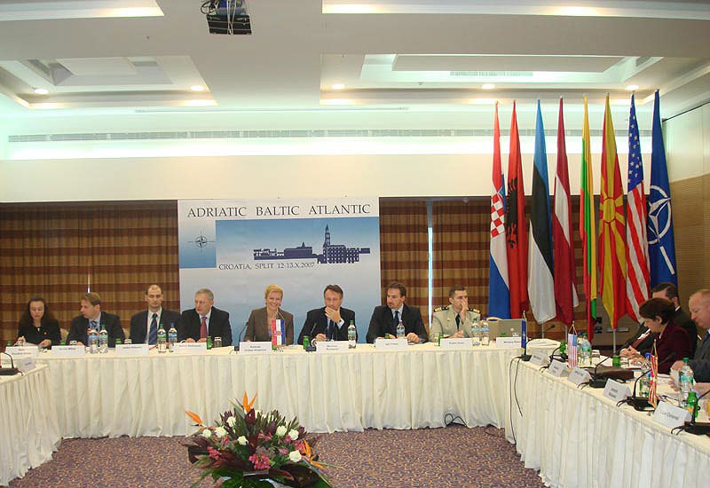 Slika https://www.morh.hr/wp-content/uploads/2017/10/a3-b3_v.jpg