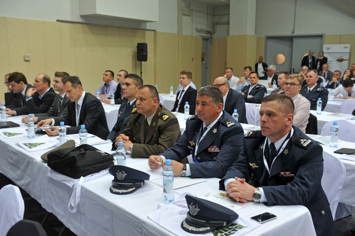 Slika https://www.morh.hr/wp-content/uploads/2017/10/aff_konferencija_29042015_v.jpg