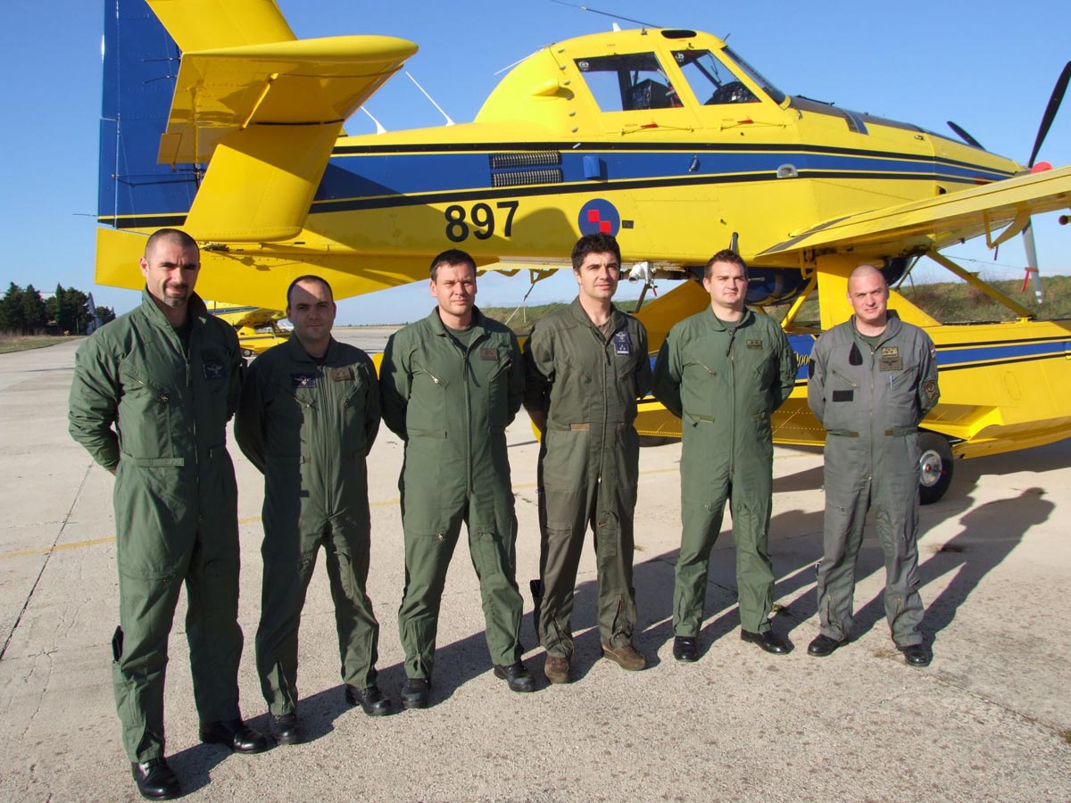 Slika https://www.morh.hr/wp-content/uploads/2017/10/airtractor_10122014_v.jpg