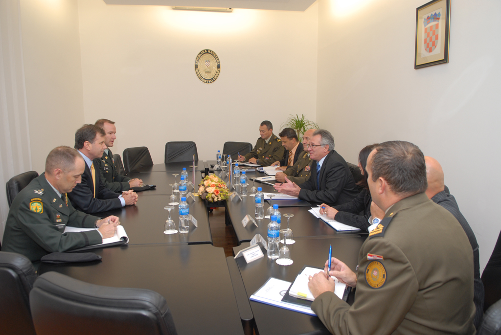 Slika https://www.morh.hr/wp-content/uploads/2017/10/amerikanac_14102009_2_v.jpg