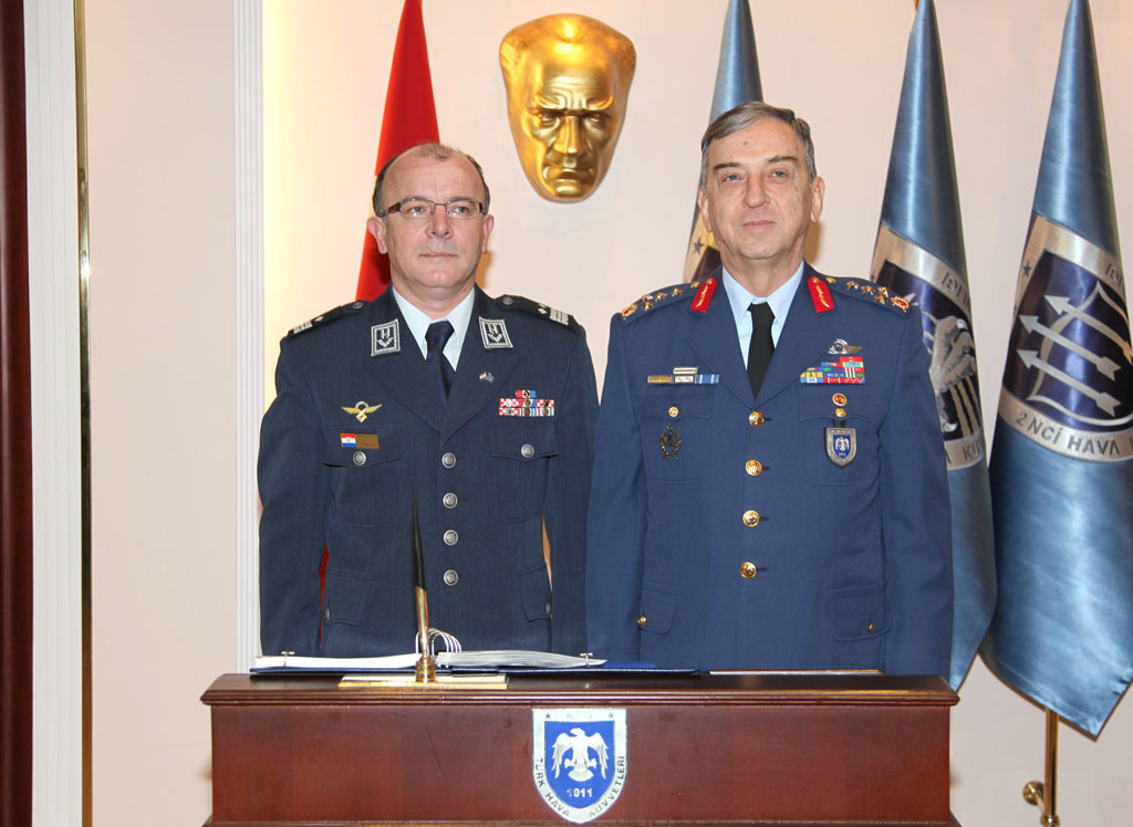 Slika https://www.morh.hr/wp-content/uploads/2017/10/bagaric11022010_v.jpg