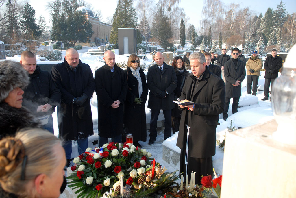 Slika https://www.morh.hr/wp-content/uploads/2017/10/cacic_20122009_1_v.jpg