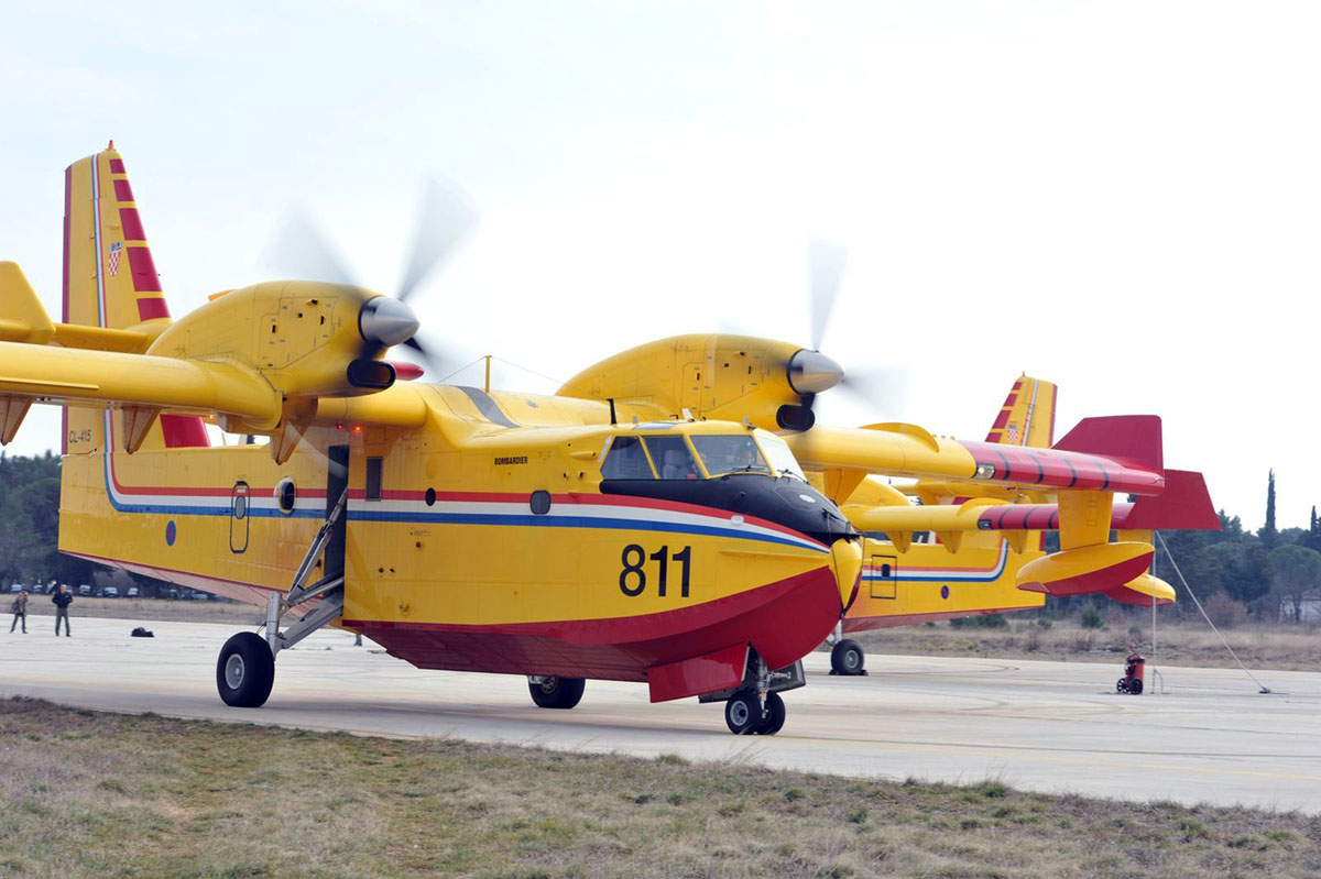 Slika https://www.morh.hr/wp-content/uploads/2017/10/canadiar_21072016_v.jpg