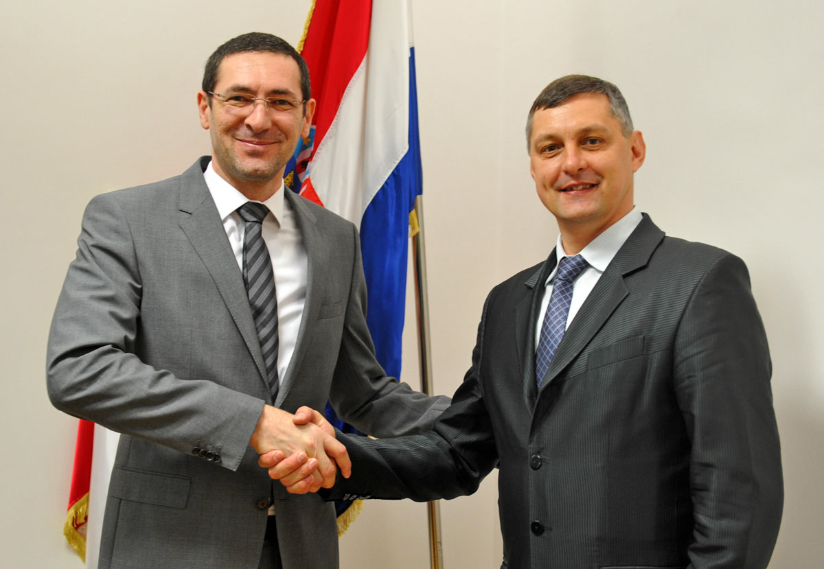 Slika https://www.morh.hr/wp-content/uploads/2017/10/ceh_mo_20042012_v.jpg