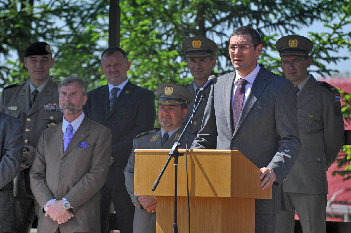 Slika https://www.morh.hr/wp-content/uploads/2017/10/d-selo_20-obljetnica_11052012_v.jpg